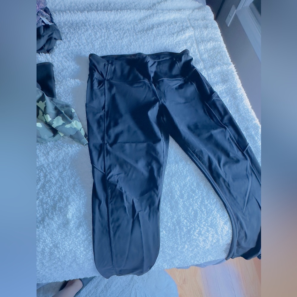 Lululemon sz 12